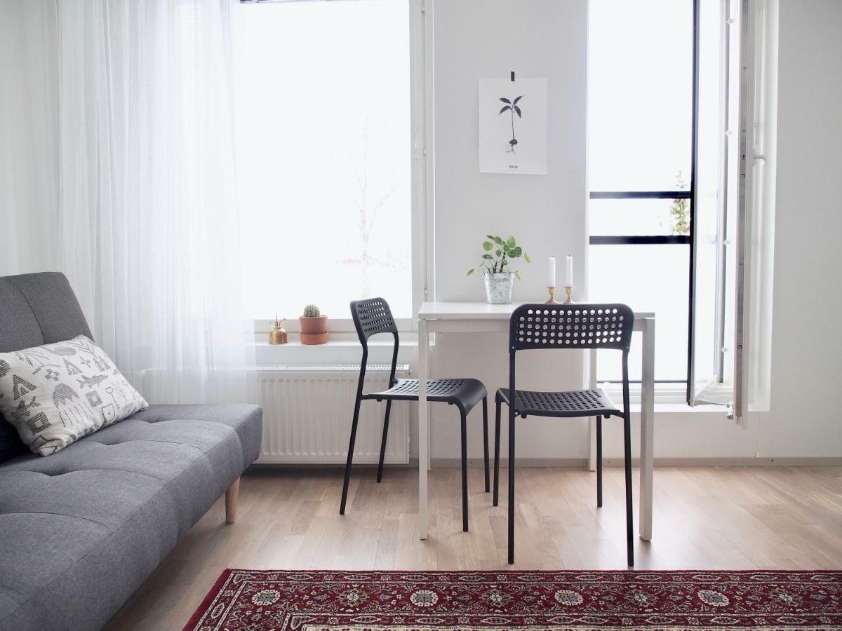 2Ndhomes Tampere "Lapintie" Apartment - Serene Apt Near Downtown At A Quiet Neighbourhood Kültér fotó